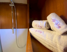 Benetti 90